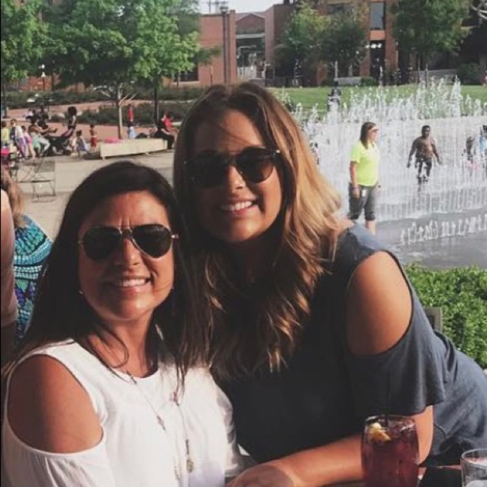 Meet your Posher, Amy